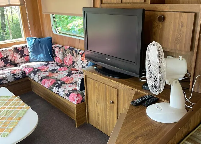 Kemping Bajkowe Mazury Holenderski łódki Kajaki Wędkowanie